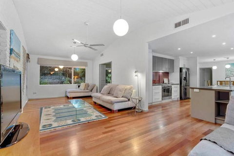 Archies - Private Coastal Sanctuary, Perfect For Familes, Linen Included - Tourism Search 3