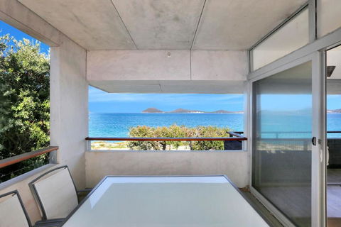 Architectural Design On The Beach - Tourism Search 1