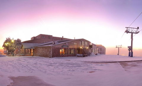Arlberg Hotel Mt. Buller - Tourism Search 0