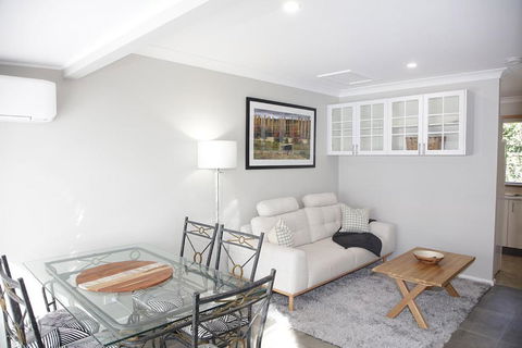 Armidale Cottage - All You Need On Taylor - Tourism Search 0