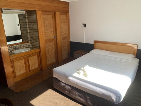 Ascot Motor Inn - Tourism Search 4