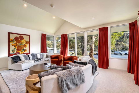 Aspect 5 Chalet A Stones Throw From All Thredbo Has To Offer - Tourism Search 2