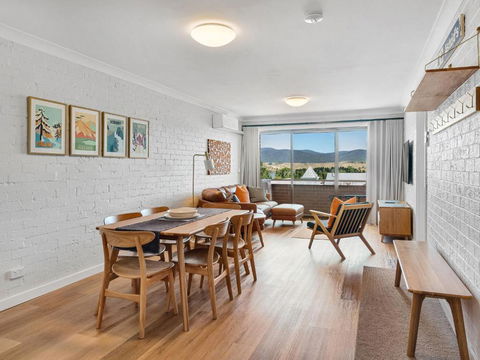 Astrids At Central Park - 2BR L Lake & Mountain Views L Central Location L WiFi - Tourism Search 0