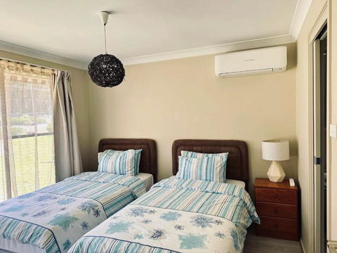 At Holiday House - Tourism Search 3