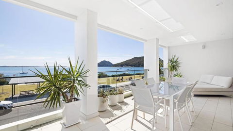 Aura 2 Apartment With Spectacular Views - Tourism Search 0