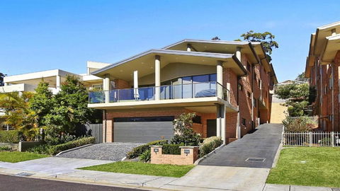Aurora Cabarita Close To Beach, Shops, Cafes Accom Holidays - Tourism Search 1