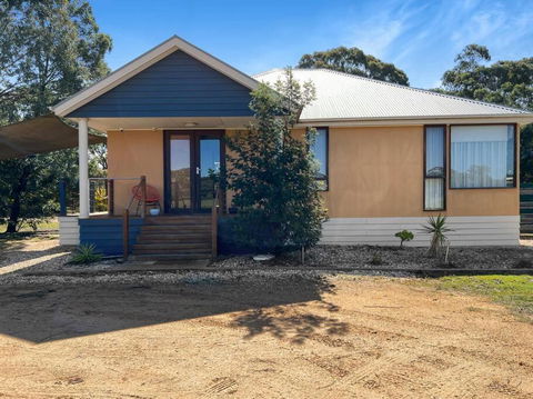 Aurora Cottages - Six Seasons - Tourism Search 2