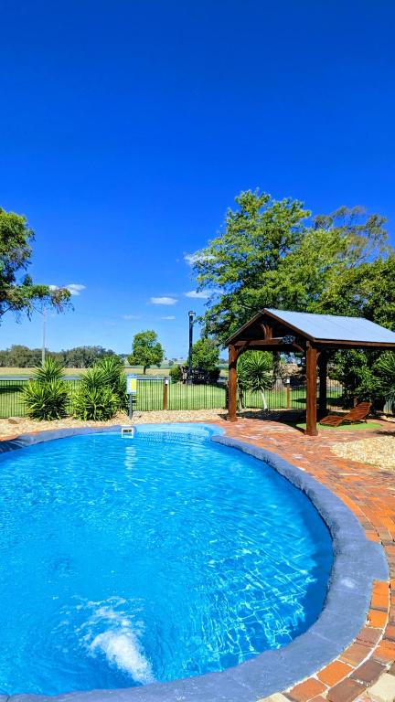 Australian Homestead Motor Lodge - Tourism Search 3