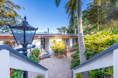 Avocado Sunset Bed & Breakfast - Tourism Search 1