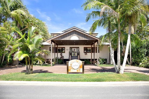 Away Guesthouse- Away On Shirley Lane - Tourism Search 1