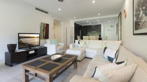 AZURE 125 Port Douglas - Tourism Search 1