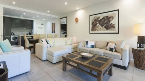 AZURE 125 Port Douglas - Tourism Search 4