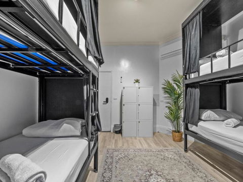AZZURRO POD HOTEL Darling Harbour- Near ICC - Tourism Search 1