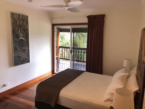 Daintree Manor B&B - Tourism Search 1