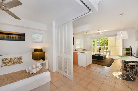 Port Douglas Apartments - Adults Only Oasis - Tourism Search 30