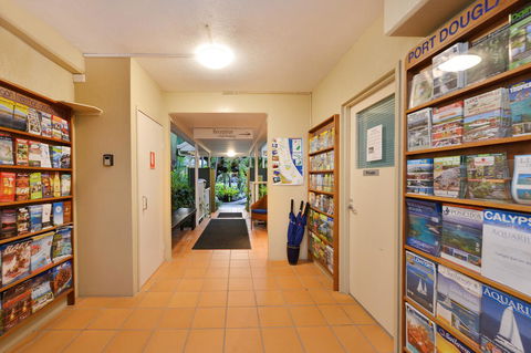 Port Douglas Apartments - Adults Only Oasis - Tourism Search 10