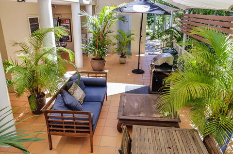 Port Douglas Apartments - Adults Only Oasis - Tourism Search 42