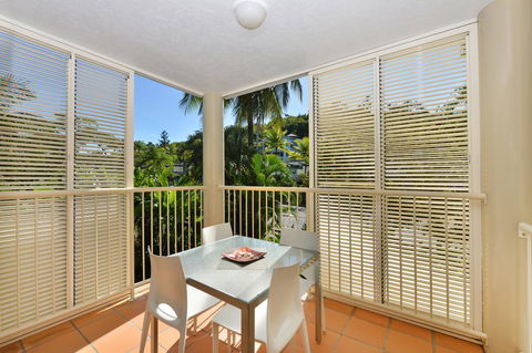 Port Douglas Apartments - Adults Only Oasis - Tourism Search 6