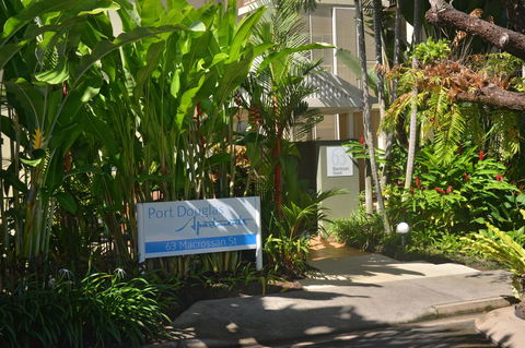 Port Douglas Apartments - Adults Only Oasis - Tourism Search 12