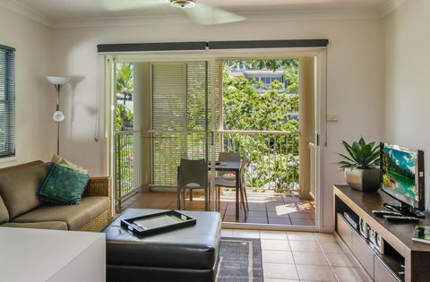 Port Douglas Apartments - Adults Only Oasis - Tourism Search 33