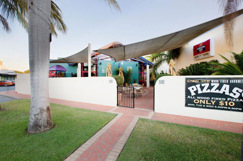 Glenmore Tavern - Tourism Search 24