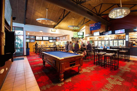 Glenmore Tavern - Tourism Search 6