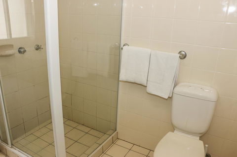 Salisbury Hotel Motel - Tourism Search 20