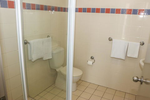 Salisbury Hotel Motel - Tourism Search 21