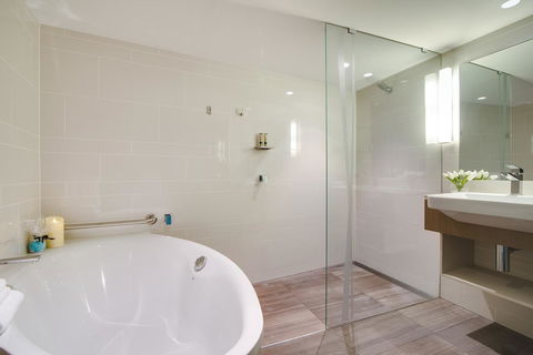 The Point Brisbane Hotel - Tourism Search 16