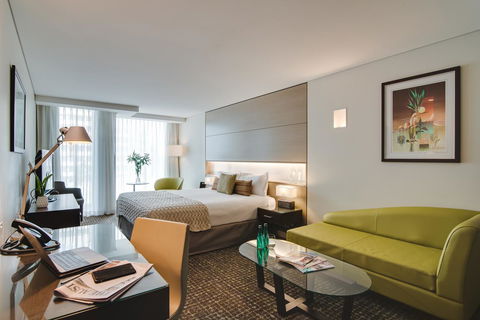The Point Brisbane Hotel - Tourism Search 13