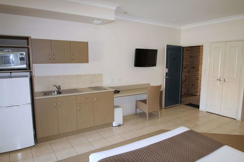 Midlander Motor Inn - Tourism Search 22