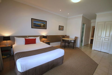 Midlander Motor Inn - Tourism Search 17