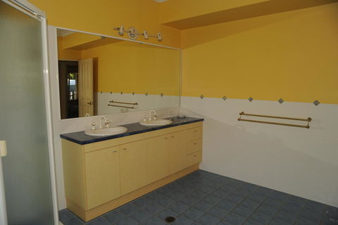 Waterfront At White Patch - Tourism Search 20