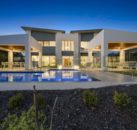 Luxury Canal Front Holiday House - Tourism Search