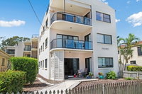 Quiet location across from waterfront - South Esp Bongaree