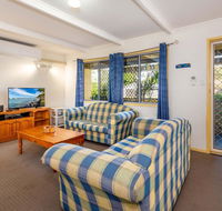 Pet Friendly Cottage in the Heart of Bribie - Wirraway St Bongaree - Tourism Search
