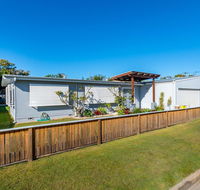 Fabulous Family Destination in Paradise Parade Bongaree - Tourism Search