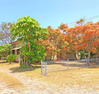 'Daves Place' 27 Rigney St - Holiday house with WIFI Aircon  Boat Parking - Tourism Search