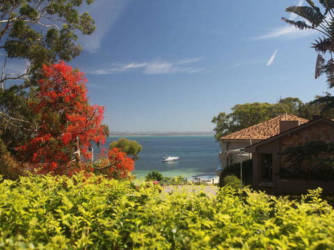 'Dutchies Vista' 1/45 Christmas Bush Ave - Ground Floor Duplex With Stunning Water Views - Tourism Search 0
