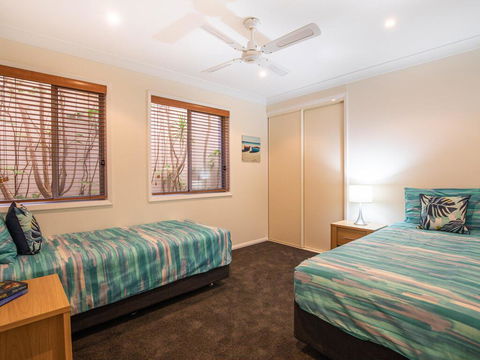 'Dutchies Vista' 1/45 Christmas Bush Ave - Ground Floor Duplex With Stunning Water Views - Tourism Search 1