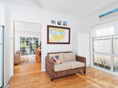 'The Croft' 11 Boulder Bay Rd - Cosy Beach House With Aircon & Only 270m To The Beach - Tourism Search 3