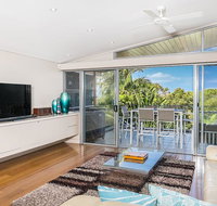 1/22 Mahogany Drive - Beach House 1  Vue - Tourism Search