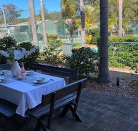 10 'Carindale' 19 Dowling St - Ground Floor Unit with WIFI Foxtel and Linen - Tourism Search