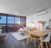 107 Light Filled Cozy Apt in the Heart of St Kilda - Tourism Search