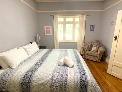 123 Hill St, Heart Of Orange, Double Brick - Tourism Search 3