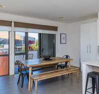 13 Shore Place - Tourism Search