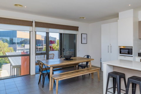 13 Shore Place - Tourism Search 0