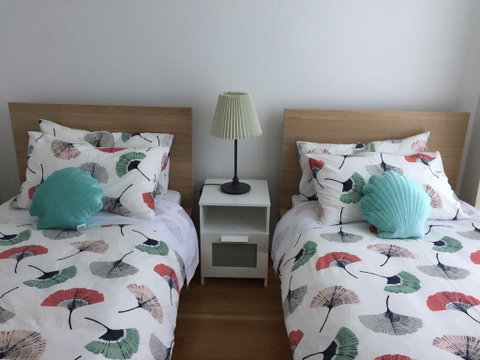 18 Surflen St - Tourism Search 3