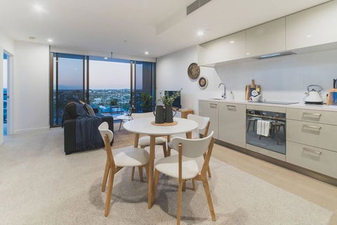 2 Bed Brisbane Resort Apartment - Tourism Search 2