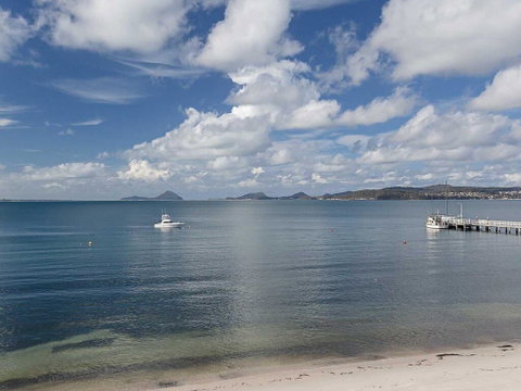 2/137 Soldiers Point Road - Luxury Unit On The Waterfront With Aircon And Free Unlimited Wi Fi - Tourism Search 2